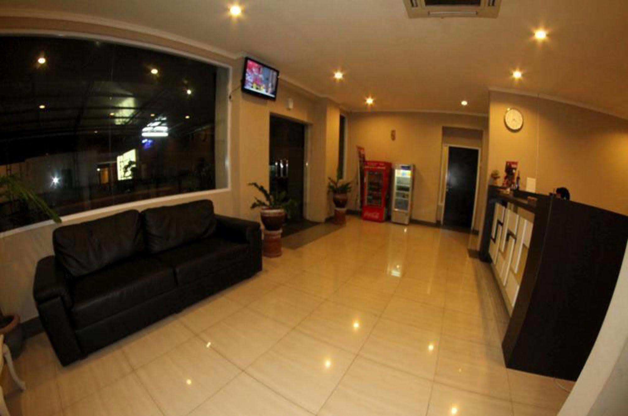 Saimai Residence Kuta  Ngoại thất bức ảnh